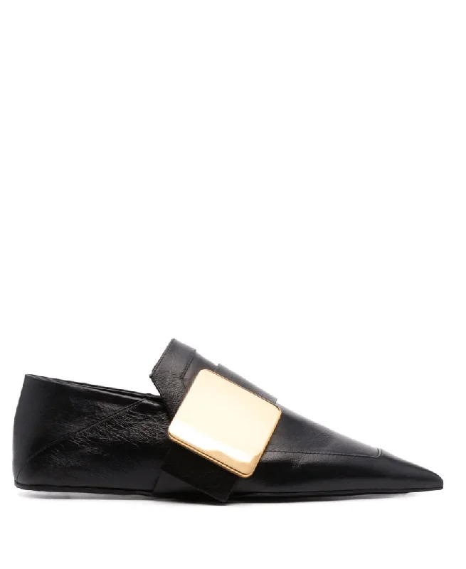 Flat pointed-toe loafers