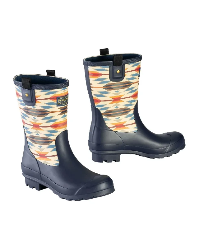 Women's Wyeth Trail Mid Boots In Navy